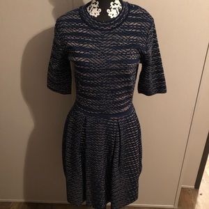 Look at this dress!! 😍